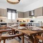 Margarita 3 Bedroom With Private Pool And Sea View 빌라