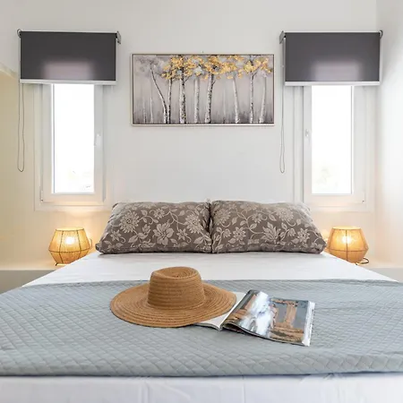Margarita 3 Bedroom With Private Pool And Sea View