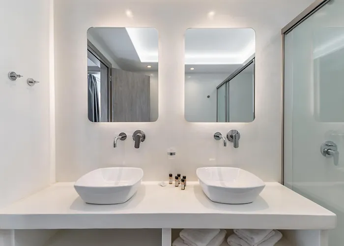 Margarita 3 Bedroom With Private Pool And Sea View Villa *